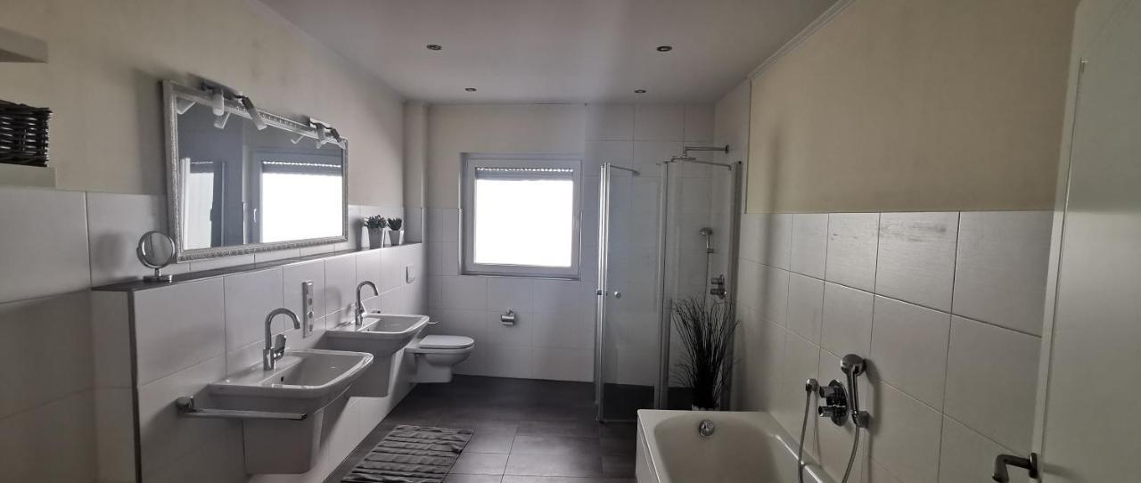 Ferienwohnung City Esens Exteriör bild